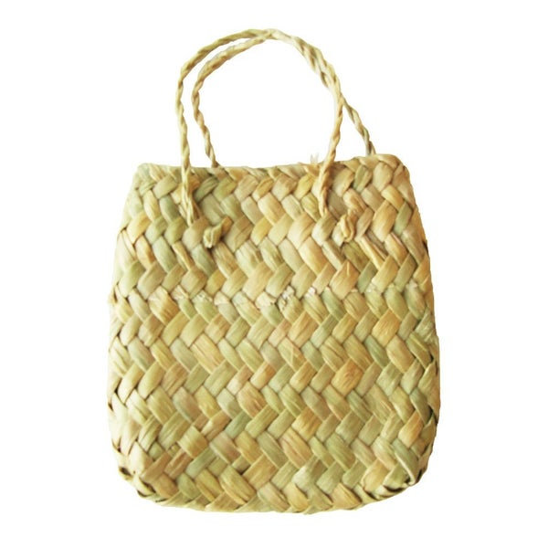 Flax/Seagrass Kete Bag 10x10cm Carousel 1