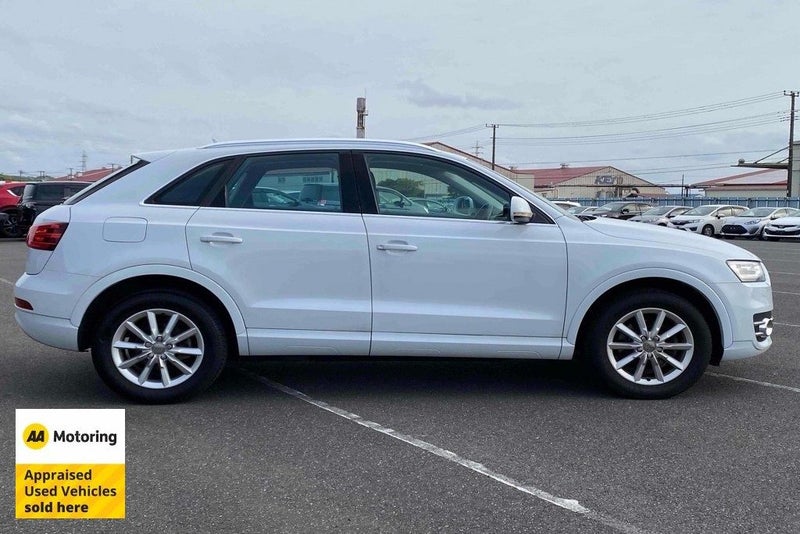 2015 Audi Q3 2.0TSI Quattro / Low 79kms62863267516290113