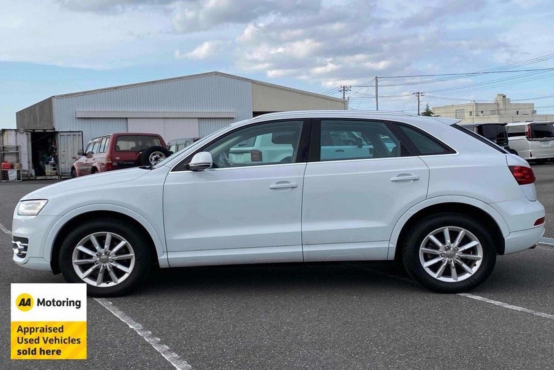 2015 Audi Q3 2.0TSI Quattro / Low 79kms62863267516290114