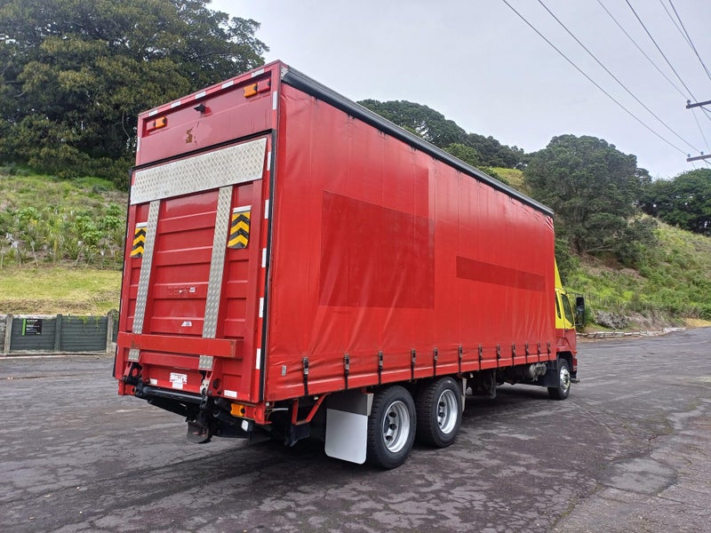2015 Mitsubishi Fighter 12 Month Unlimited KM M...62864759820163111