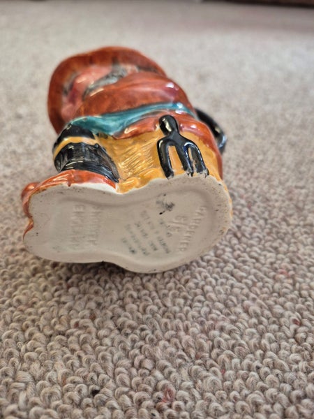 Toby jug 2of 2 Carousel 2