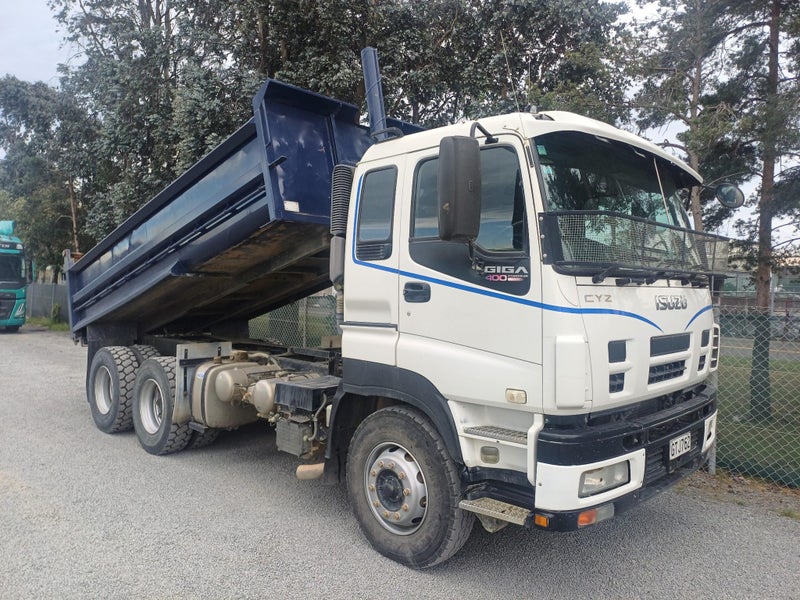 2013 Isuzu CYZ400 12 Month Unlimited KM Mech Wa...628658377135391121