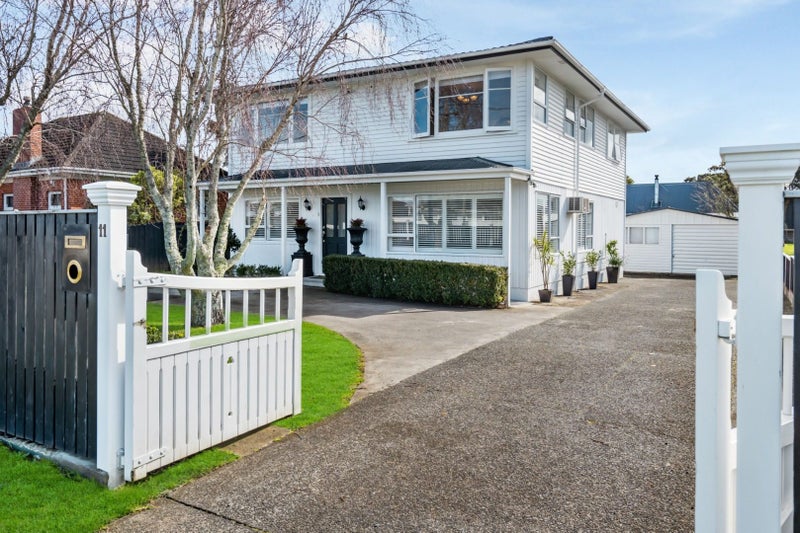Image 1 of 10