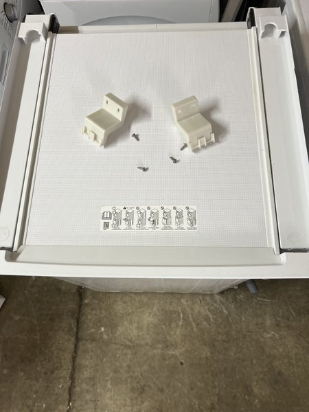 LG Stacking Kit with Slide Out Shelf for Washing Machine & Dryer White STKIT-WH Carousel 2