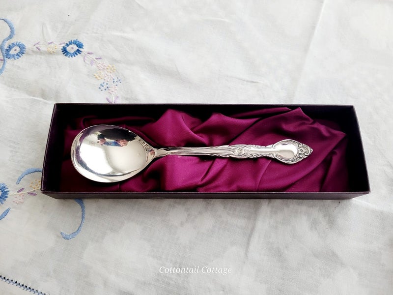 Rodd Serving Spoon Boxed Gainsborough Carousel 1