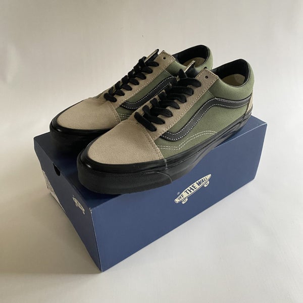 Vans Old Skool 36. US 10. NEW! FREE SHIPPING! Carousel 1