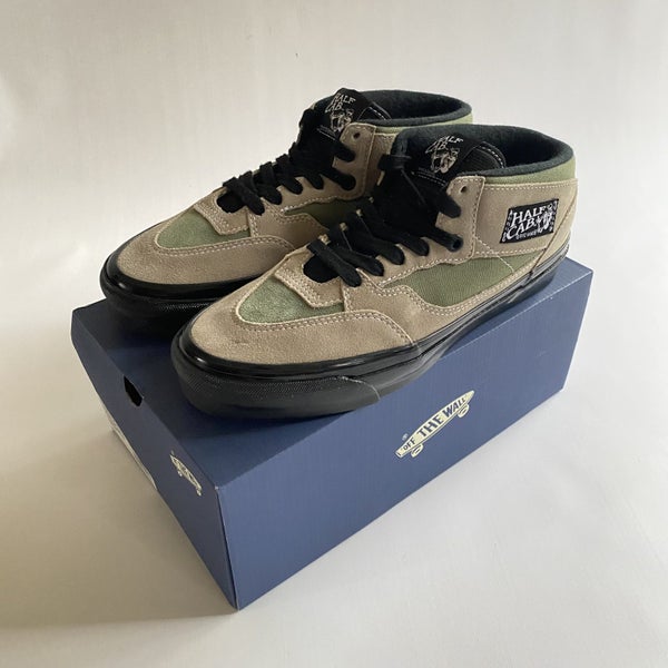 Vans Half Cab Reissue 33. US 10. NEW! FREE SHIPPING! Carousel 1