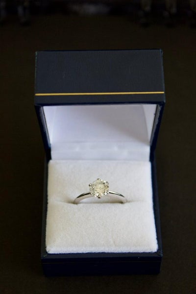1.5 Carat Solitaire Diamond Platinum Ladies ring Carousel 2