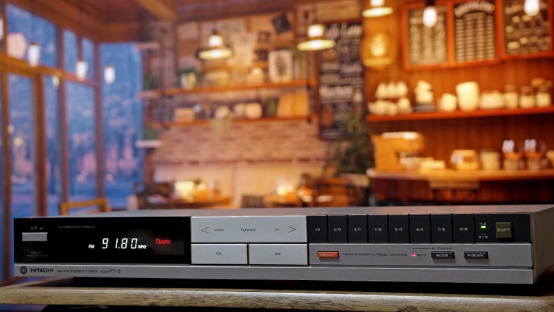 AWA Hitachi FT-2 -Tuner Carousel 1