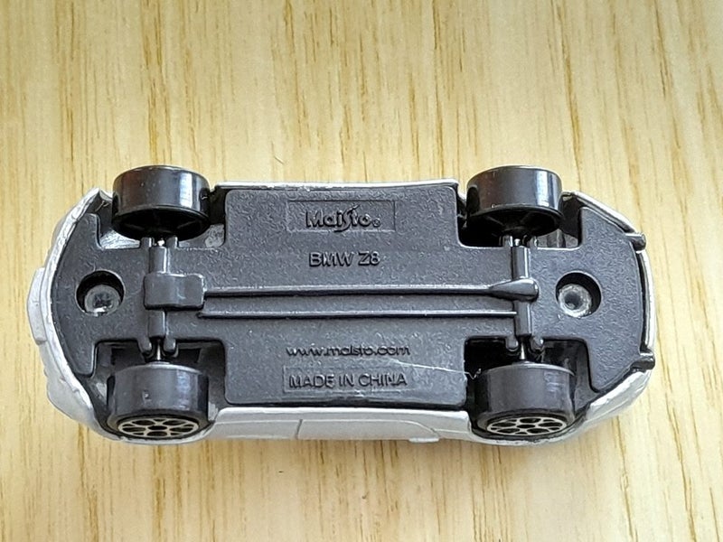 Maisto BMW Z8 Carousel 6