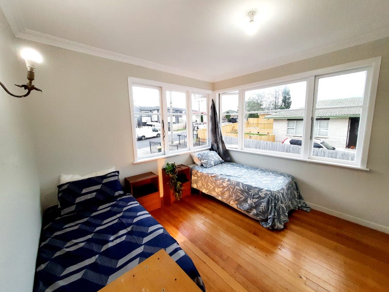 Papatoetoe, 6+ bedrooms64616546615425111