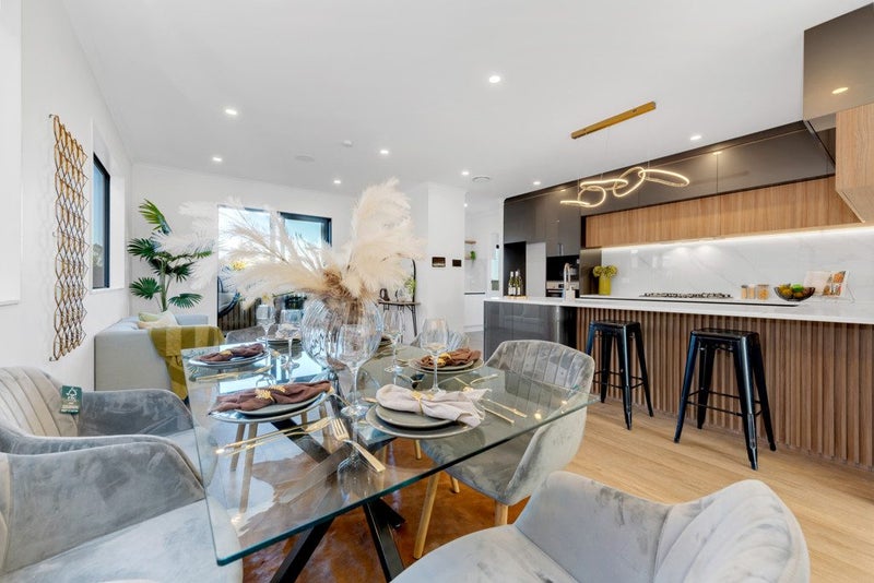 Balcony Facing Golf Course62866863060097113