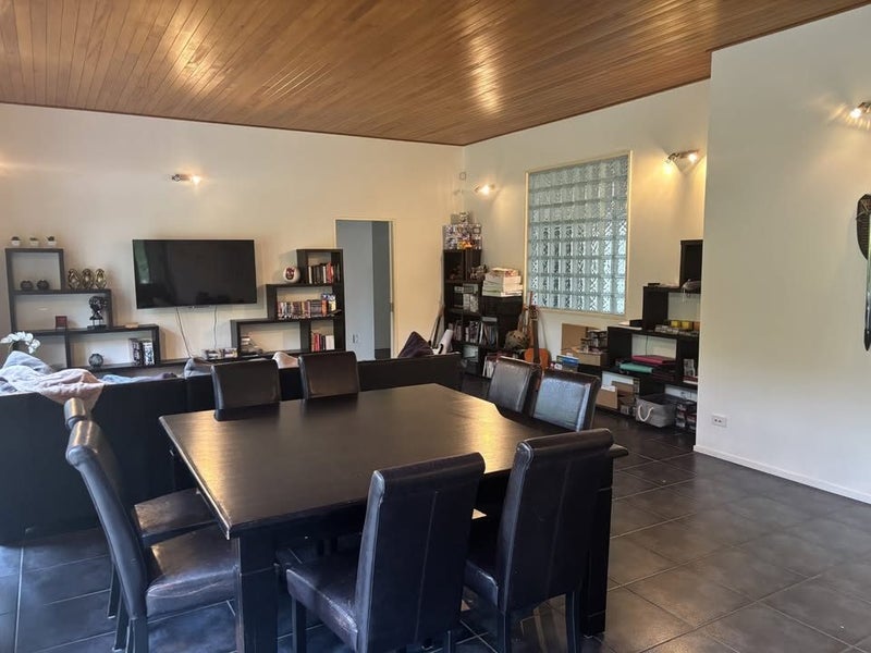 Whenuapai, 6+ bedrooms62999081345794114