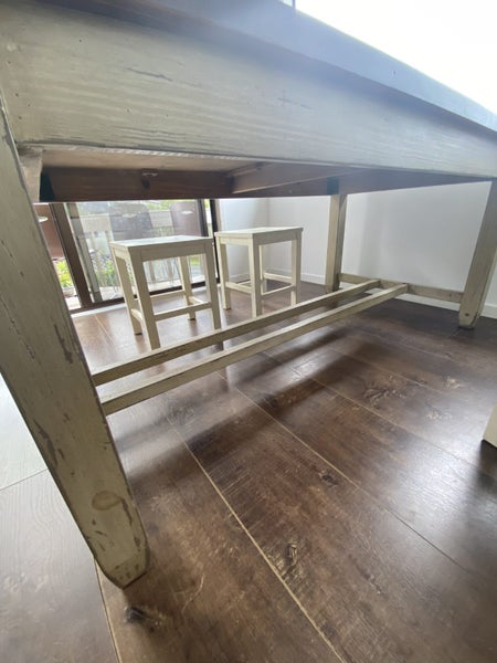 Dining table62863860570113113