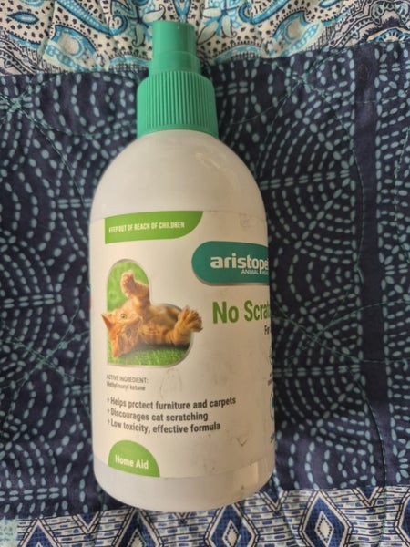 $1 reserve - Aristopet 'No scratch' spray Carousel 2