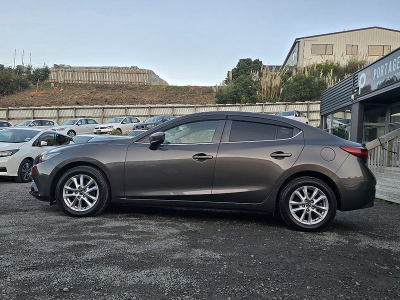 2013 Mazda Axela Hybrid S L package/ Low KMS62854329107714113
