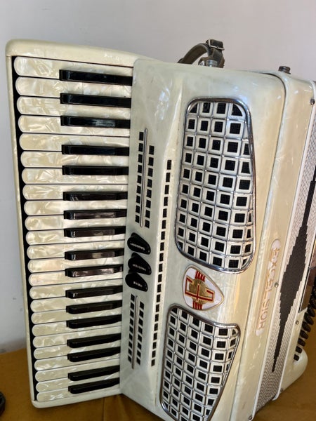 Vintage Excelsior Model 308 Piano Accordion 41 keys 120 base with case629385863084831110