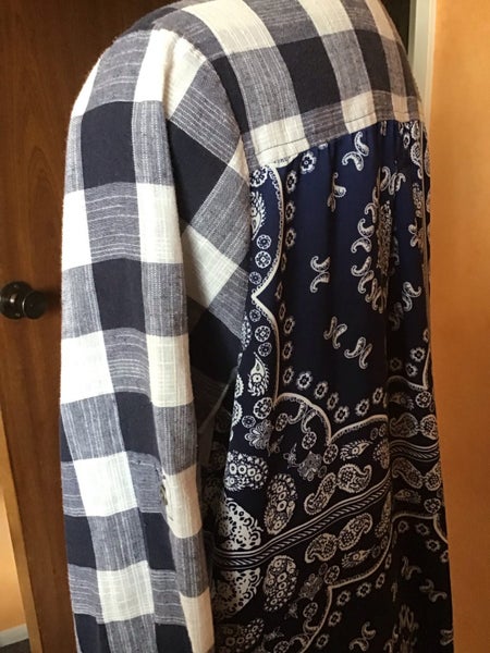 Shirt by threads (L) Carousel 2