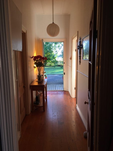 Clevedon, 2 bedrooms64537664985729112