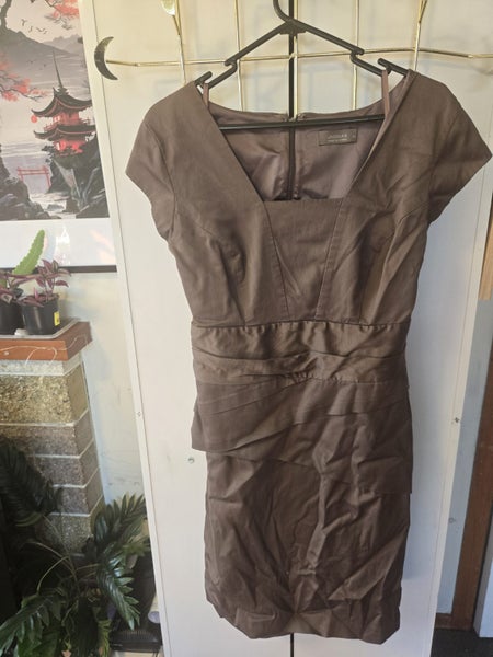 Dress Carousel 1