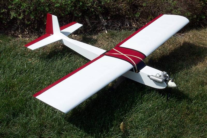 Model Aircraft Plan - RCM Trainer 65" Span 40 - 60 Size Carousel 1