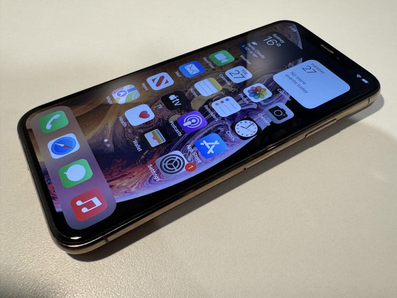 iPhone XS 256gb Gold Carousel 1
