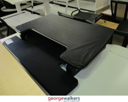 PR5848 Black Varidesk Carousel 1