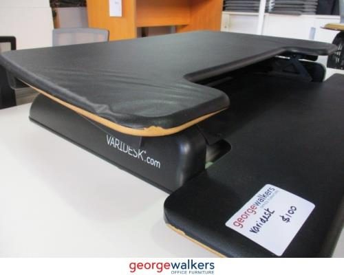 PR5848 Black Varidesk Carousel 3