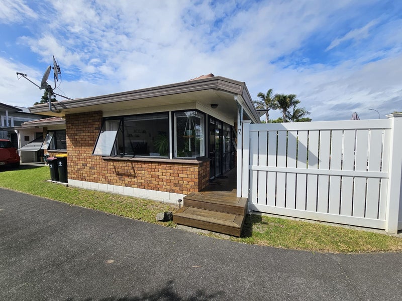 Image 1 of 18