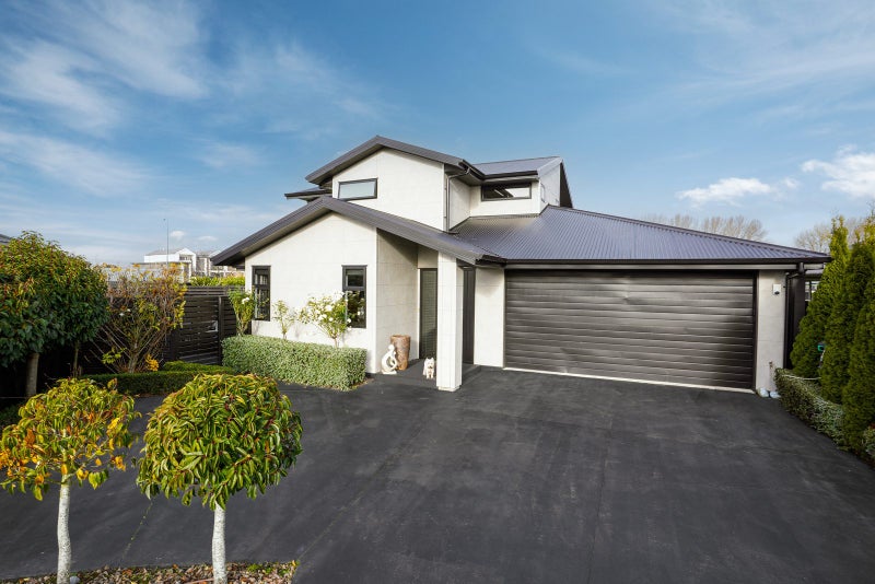 Image 1 of 25