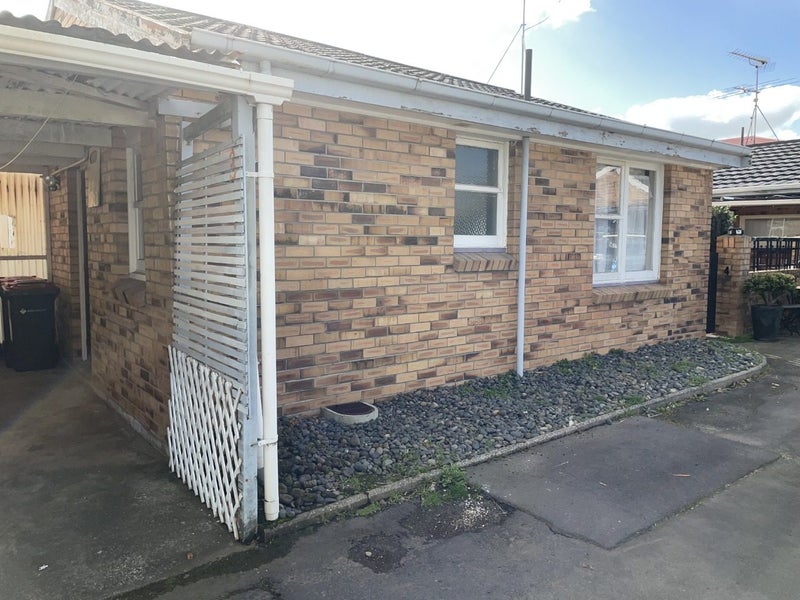 Image 1 of 9