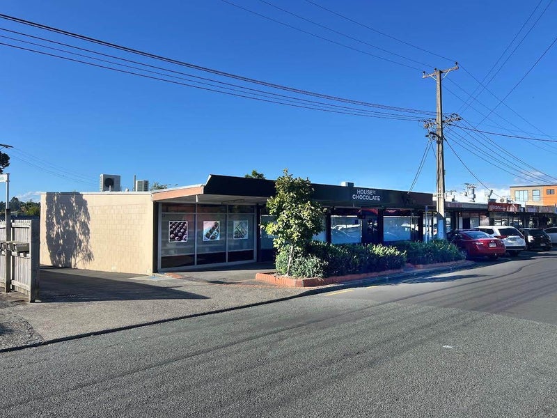 Image 1 of 10