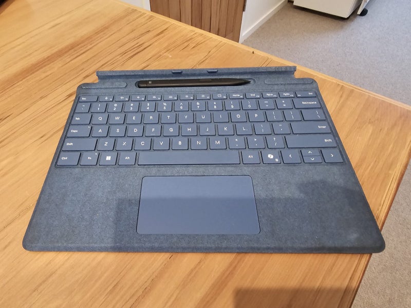 Microsoft Surface Pro 11 16 GB memory 1TB SSD Carousel 3