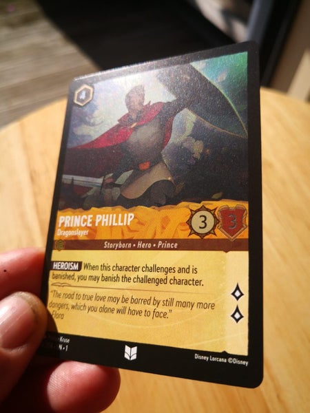 Prince Phillip - Dragonslayer , Disney Lorcana, the first chapter, ***FOIL*** Carousel 2