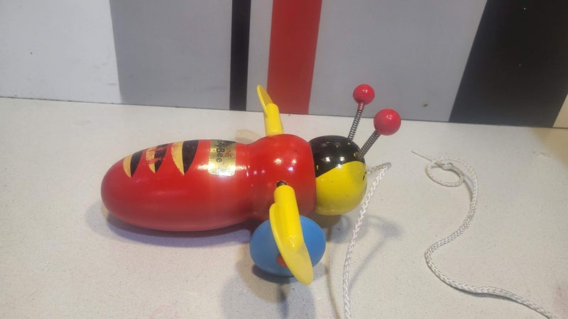BUZZY BEE WOODEN TOY Carousel 6