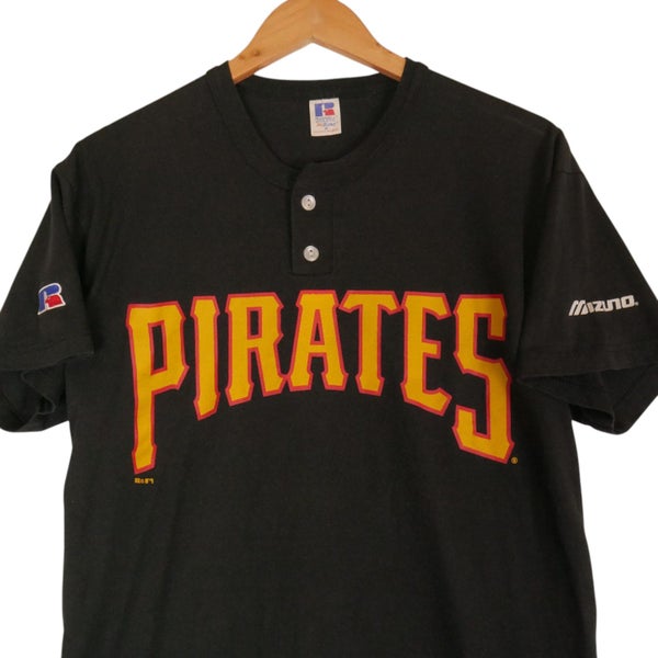 Vintage Russell Athletic Pittsburgh Pirates Baseball Tee Medium Carousel 2