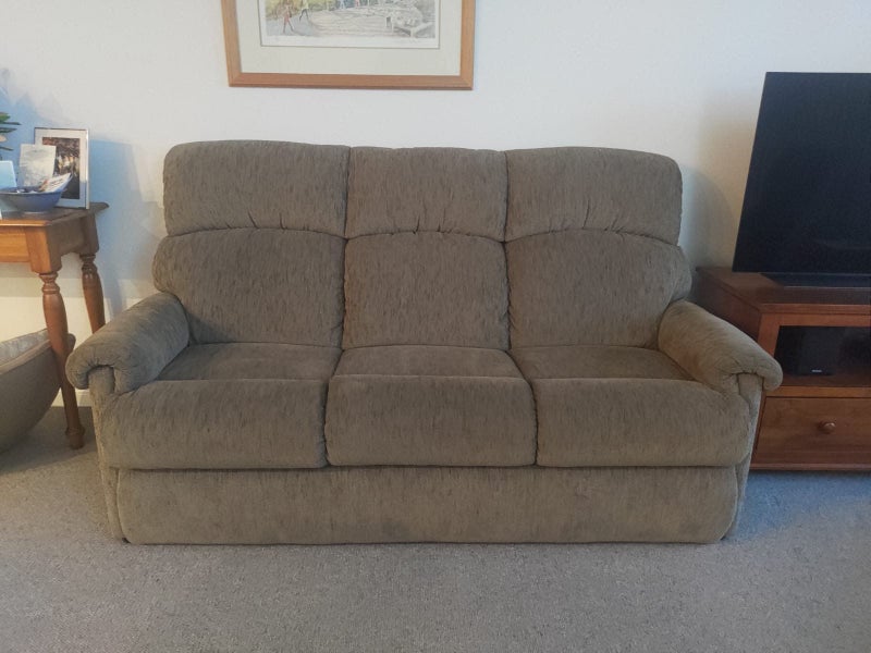 La-Z-Boy “Eden” Suite – 3 Seater + 2 Rocker Recliners | Jordan Oak Brown62863852628483113