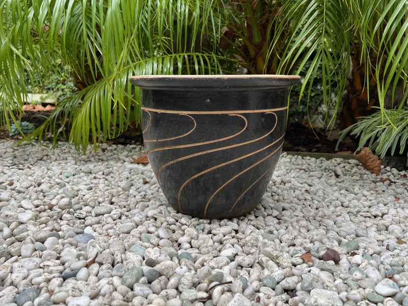 $1 Reserve-Cool Vintage Glazed Planter-30cms Carousel 1