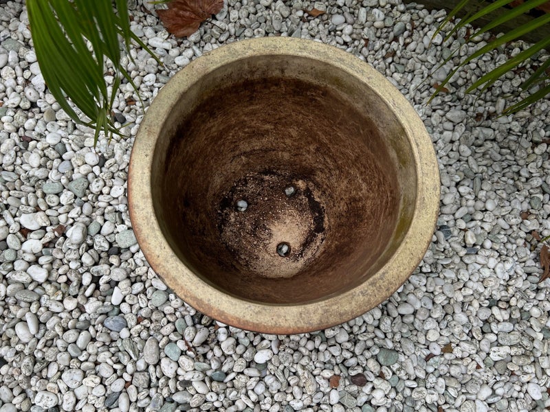 $1 Reserve-Cool Vintage Glazed Planter-30cms Carousel 2