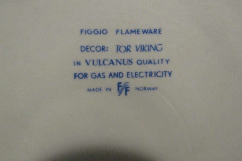 Mid-Century Figgio Flameware Tor Viking Lidded Casserole. Excellent Condition.63003411060610112