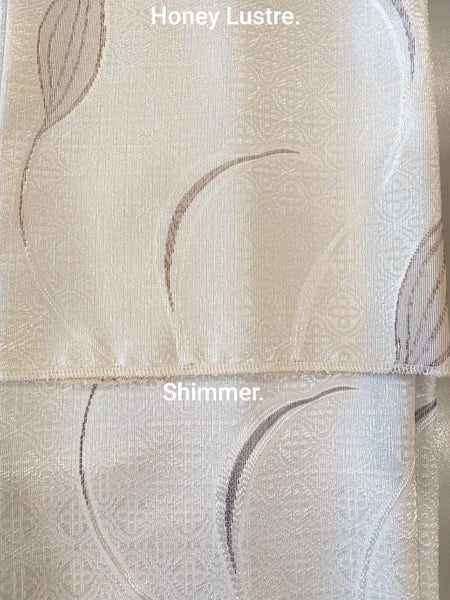 Roll of BESPOKE Interiors Flora (280cm Continuous Fabric, No Joining!!!!) Carousel 1