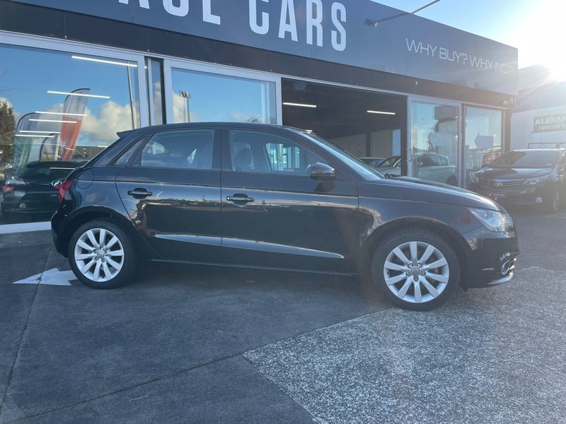 2013 Audi A1 1.4 TFSI Sports Package/ Low KMS62863273298306111