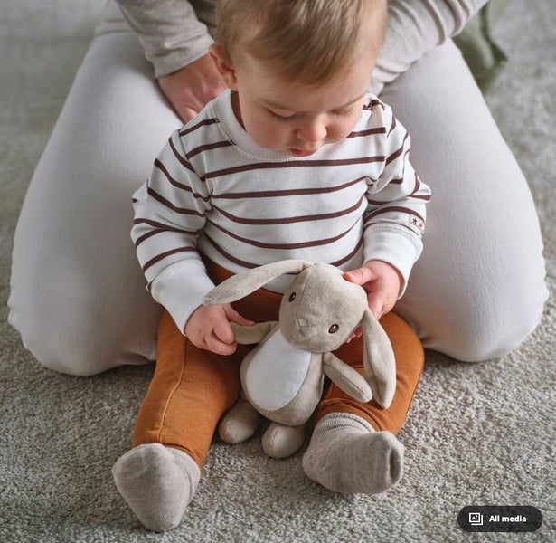 IKEA DVÄRGHARE DAVRGHARE Soft toy, bunny/beige, 21 cm Carousel 7