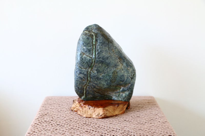 New Zealand greenstone touchstone large pounamu carving stone home deco gift Carousel 2