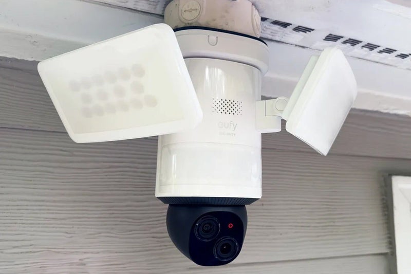 Eufy Floodlight Security Camera E340, EUF-T8425 Carousel 2