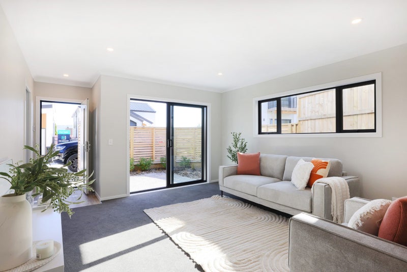 5% Deposit & Versatile 4-5 Bedroom Layout!62863286372610113