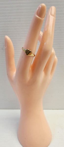 Yellow Gold Heart Shaped Signet Ring Carousel 4
