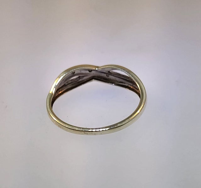 White Gold & Diamond Ring Carousel 4
