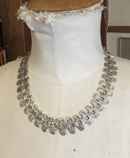 VINTAGE Sterling Silver Taxco Mexico Necklace (96.69 Grams) Carousel 1