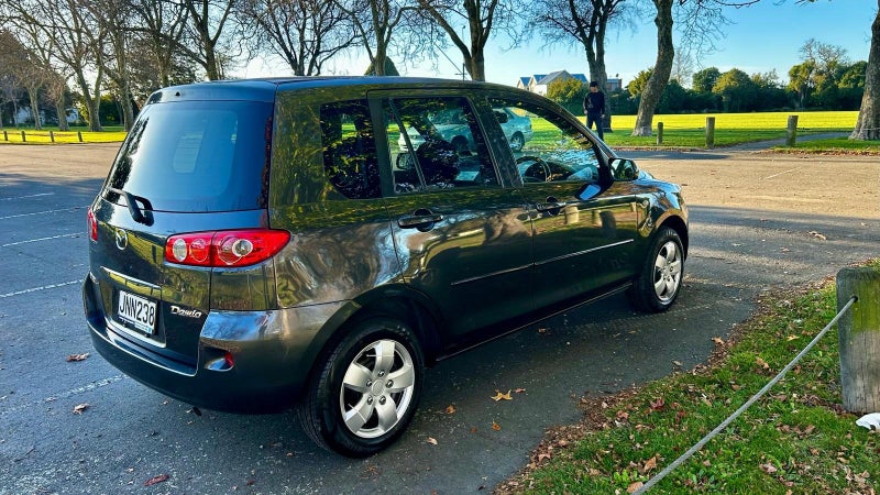 2006 Mazda Demio62863265325059113